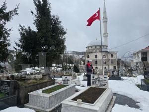 B�y�k�ehir�den �ehitlere vefa